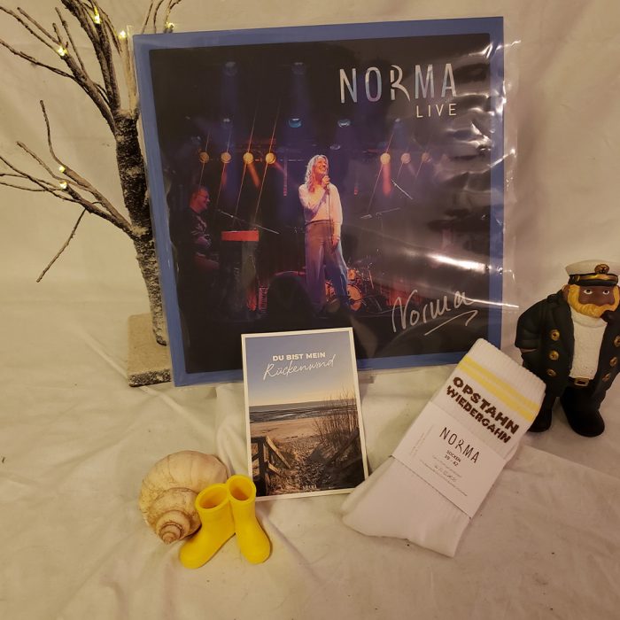 Norma: Signierte Live-LP + Socken